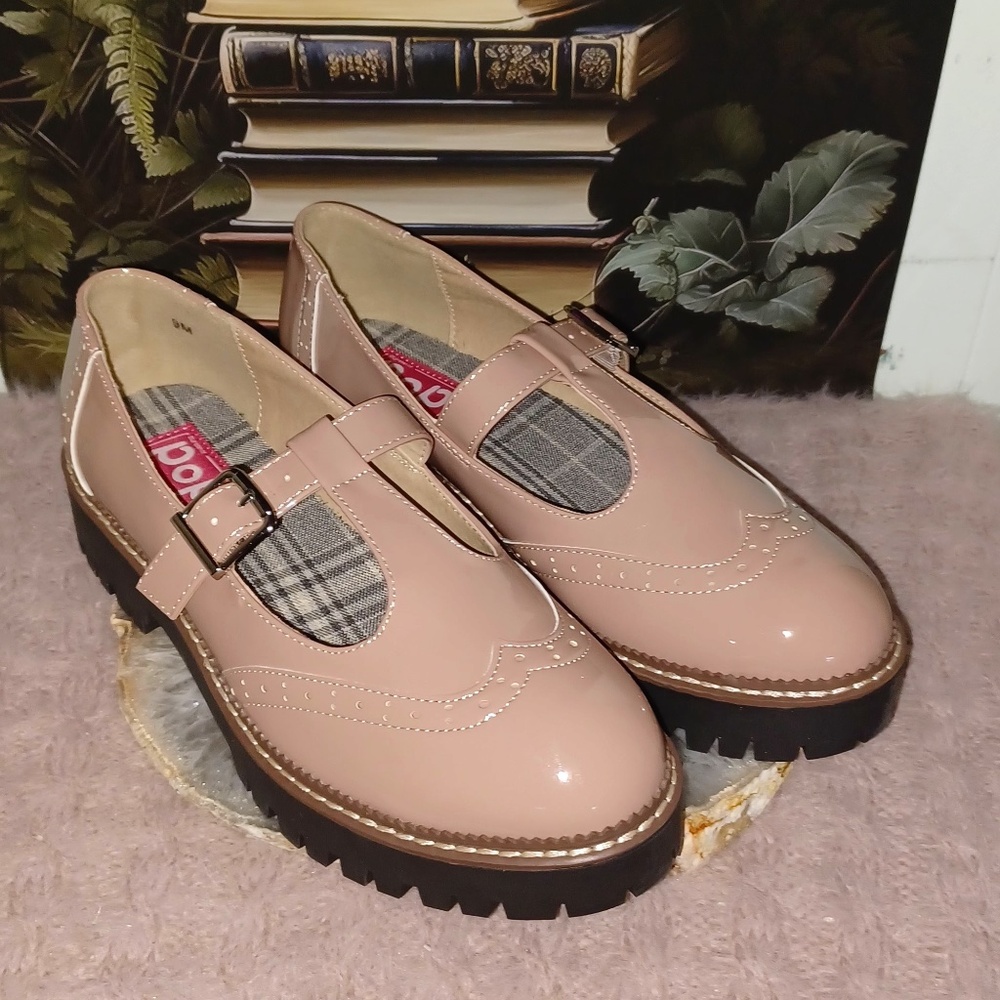 BNIB Pop Brand Womens Tatum Wing Tip Mary Jane’s Dusty Rose Patent Leather Sz9